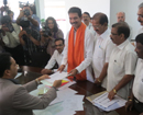 M’lore: BJP Candidate Nalin Kumar files nomination to contest LS Polls, hopeful of winning aga